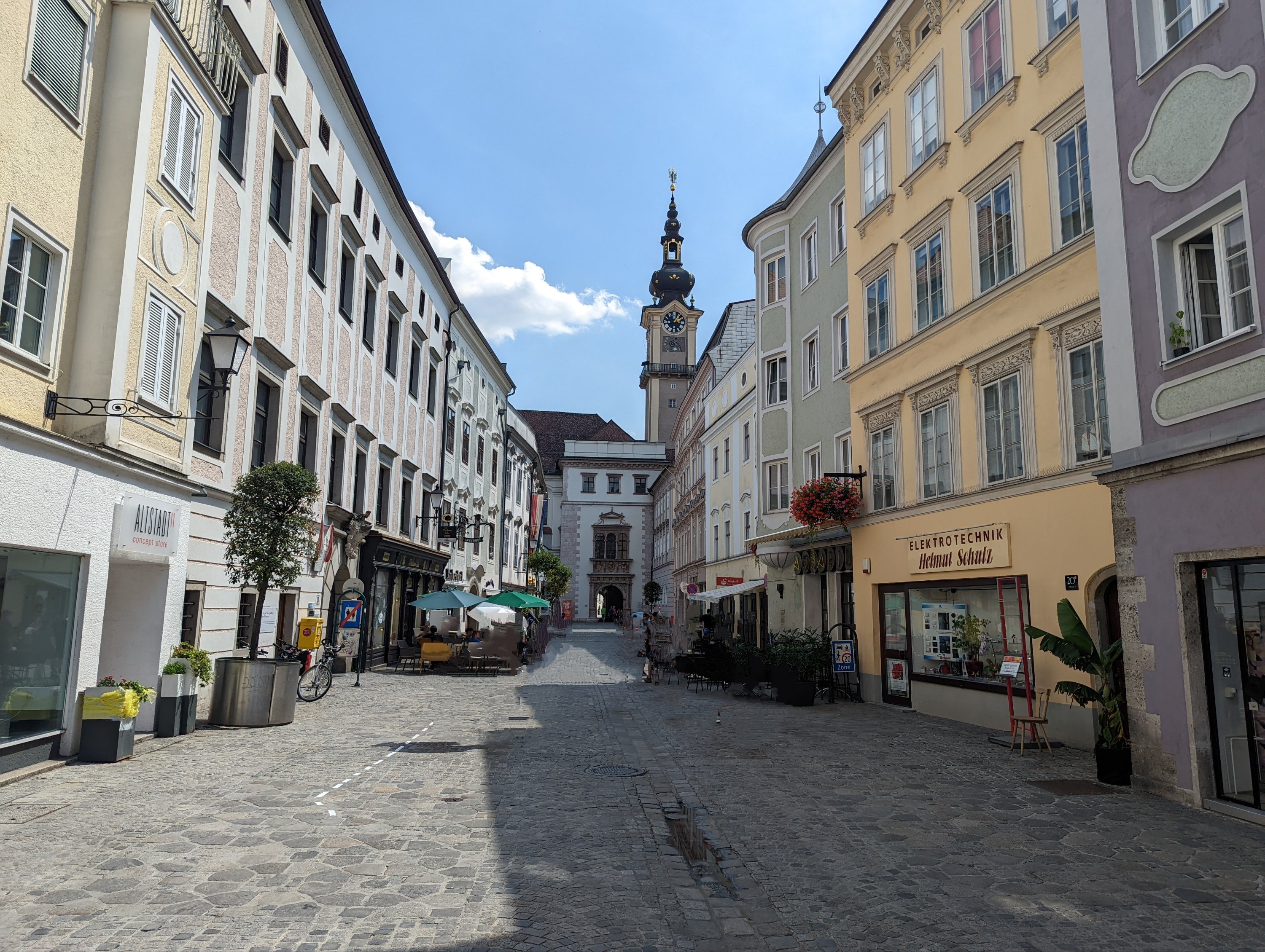 Day 15 Afternoon: Sunday, July 24, 2022 – Looking Through Linz