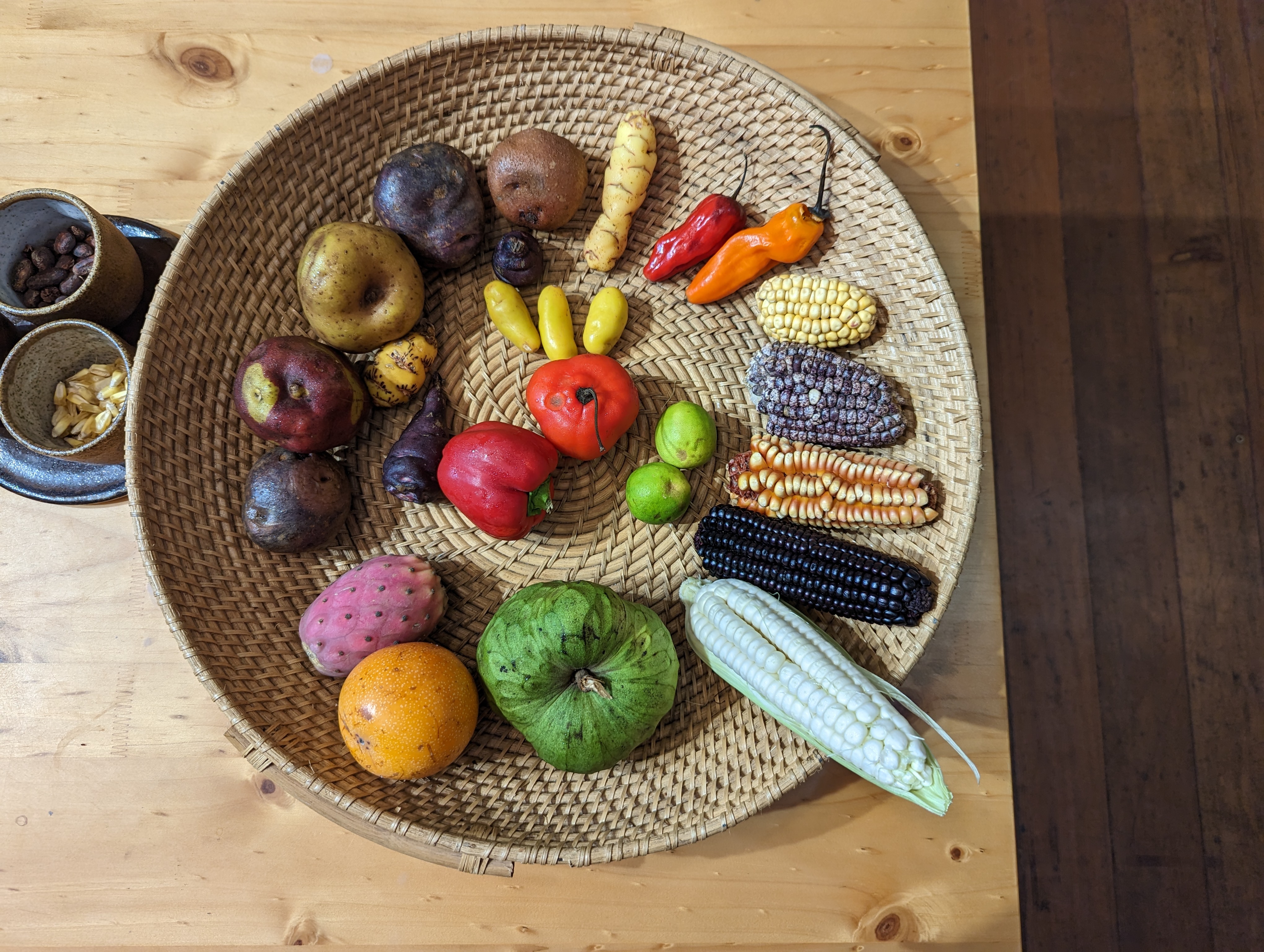 Friday, May 19, 2023: La Comida y Más